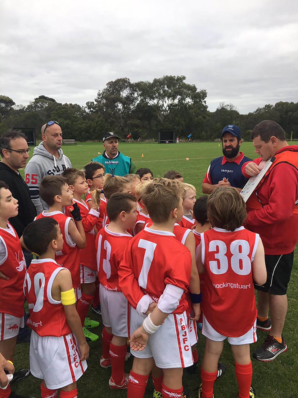 Under-9-red-06